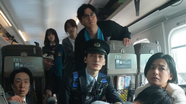BulletTrainExplosion_Film_Unit_127_0048.jpg
