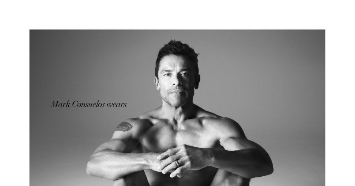 mark_consuelos_in_underwear-stuart-weitzman.jpg