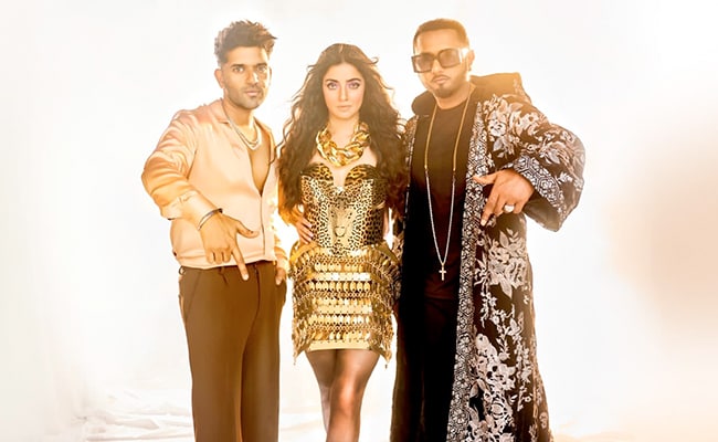 g0dr7lt_divya-khosla-kumar_625x300_19_May_22.jpg