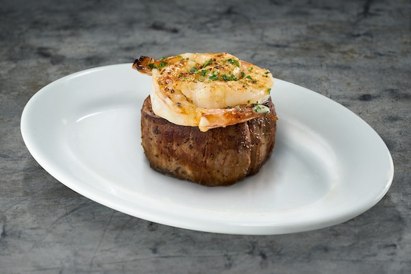 Ruth’s Chris Steak House Lighter Menu – 80 Twenty Nutrition