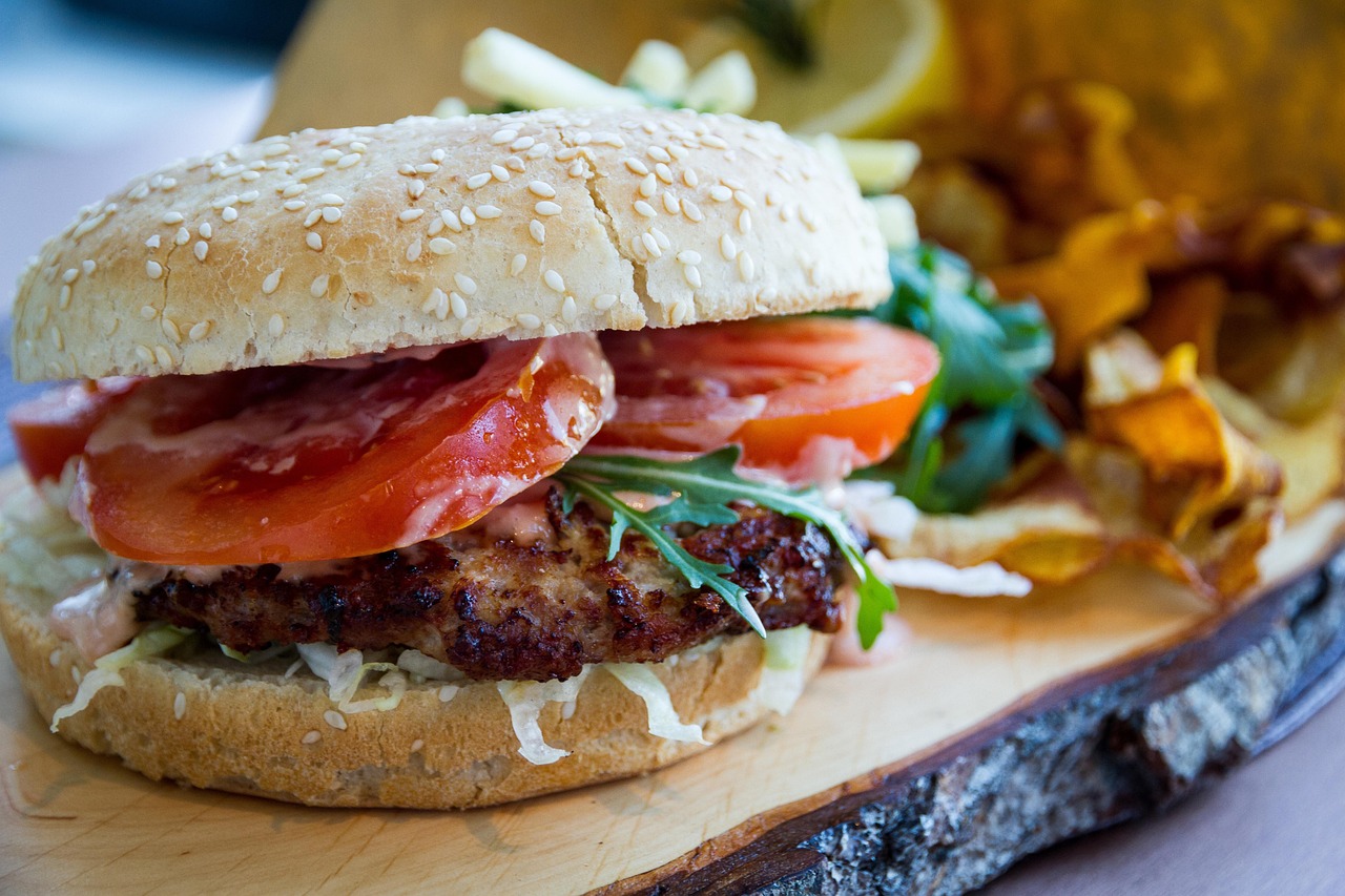 A Lunch that Satisfies with 7 Realistic Menus to Try