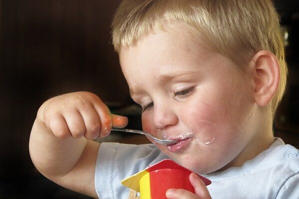 8 Foods You Shouldn’t Give to Children