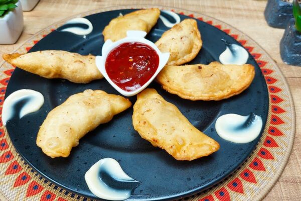 Crispy Chicken Malai Boti Dumplings Recipe