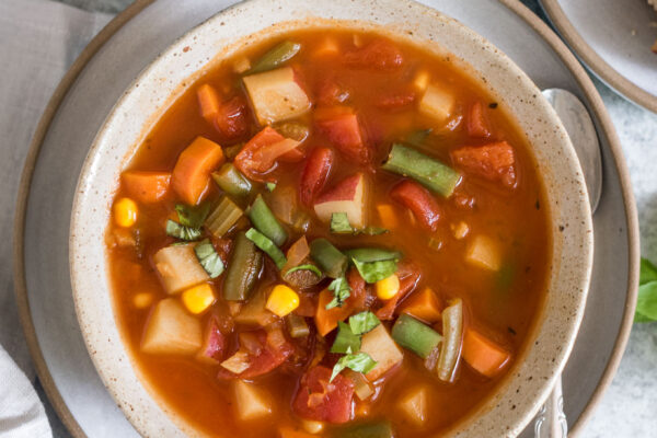 Easy Vegetable Soup – Nutritious Eats
