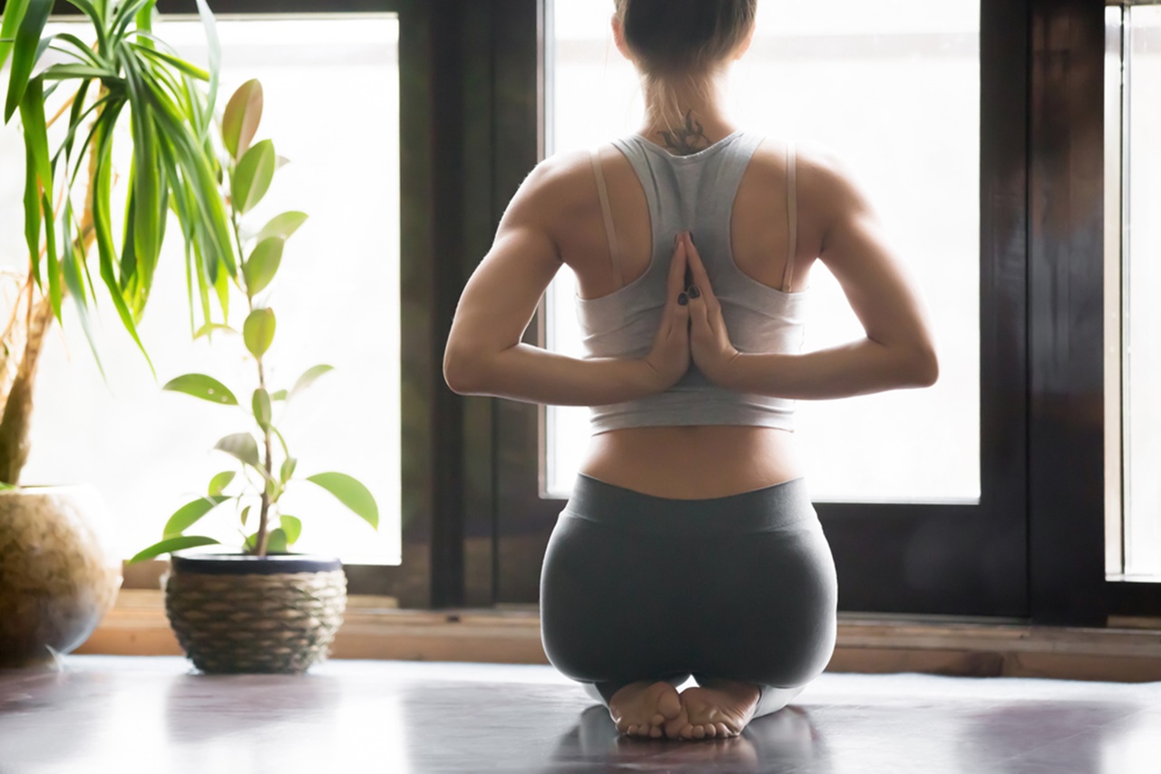7 Better Posture Workouts To Get Rid Of Slouching