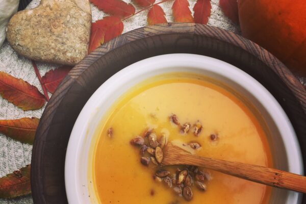 {VEGAN} RED CURRY PUMPKIN SOUP — Boulder Nutrition