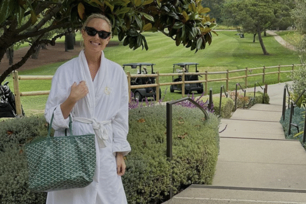 Inside My Weekend Vacation Bag – JSHealth