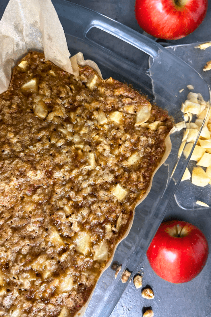 Apple Oatmeal Cake {an easy, anti-inflammatory dessert}