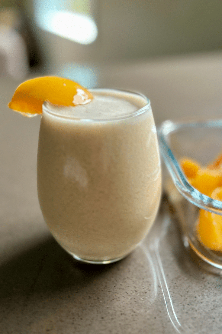 Peach Crisp Smoothie {easy, vegan, anti-inflammatory}