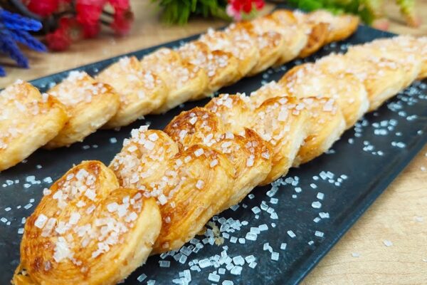 Delicious Puff Pastry French Heart Cookies