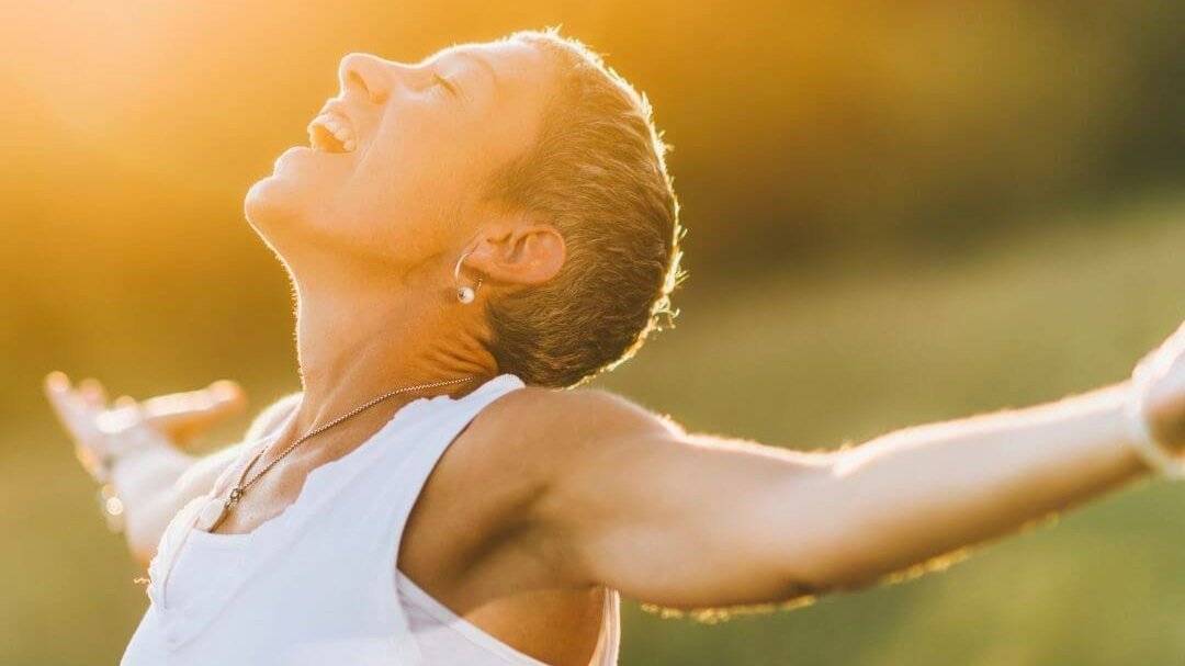 Natural Ways to Boost Energy Without Sugar or Caffeine