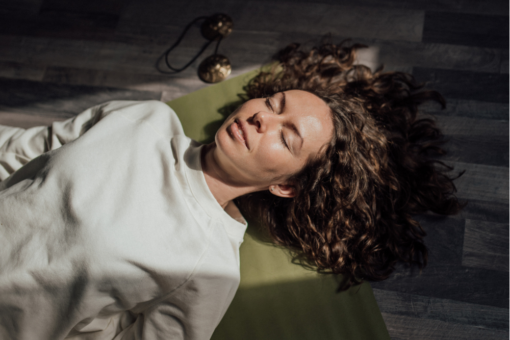 Do you need a vacation for your brain? Try grounding