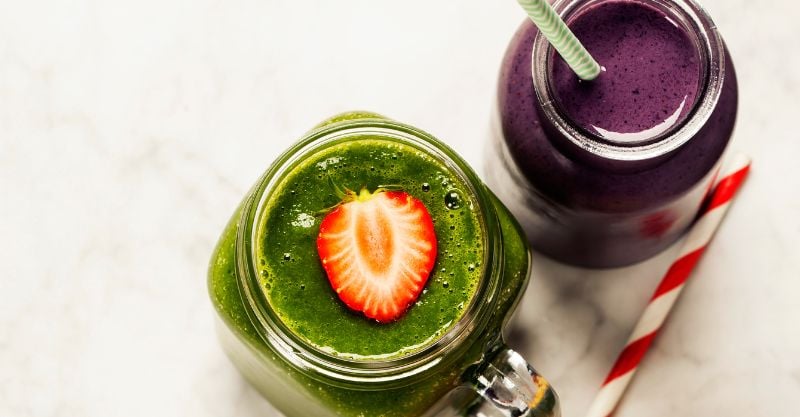 10 Easy Healthy Smoothie Recipes for Quick Snack or Breakfast