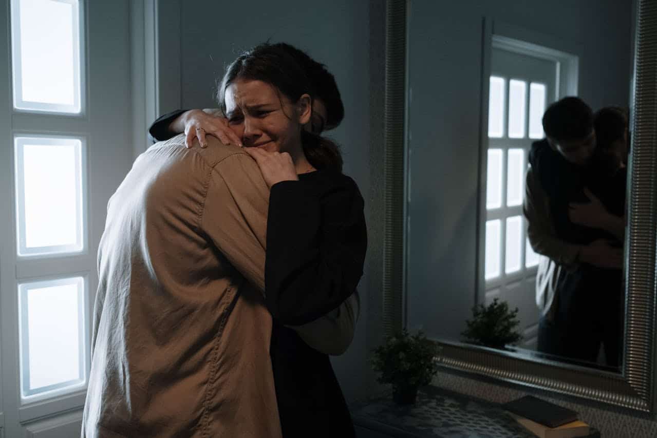 What Emotional Codependency Really Looks Like in Relationships With Addicts