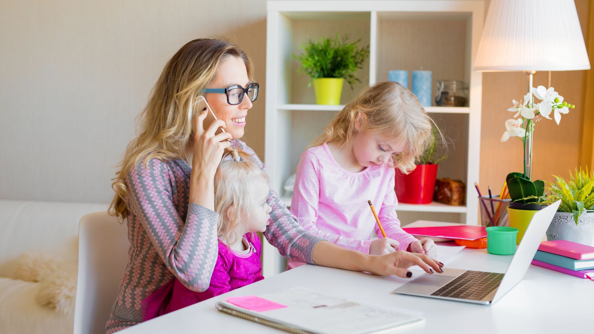 Tips for easing stress for working parents/carers over the Summer