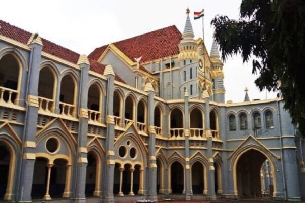 Doctor offered PhD abroad challenges Rs 30 lakh seat leaving penalty, HC orders medical college to return documents