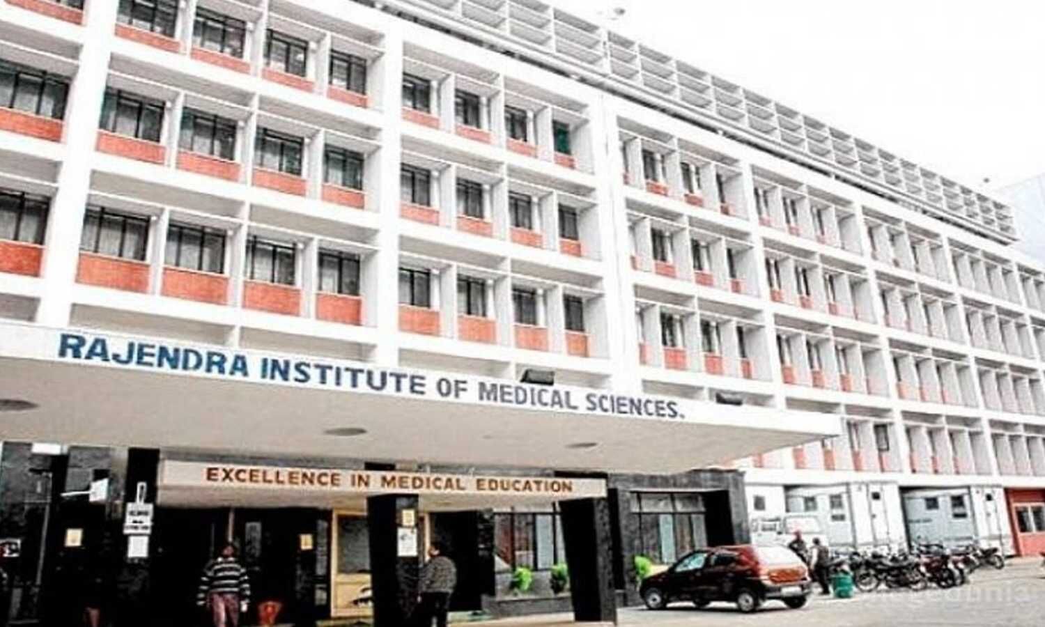 Jharkhand HC slams Govt over vacant posts, equipment shortage at RIMS