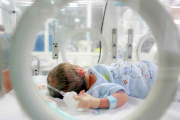 Infants Under 6 Months Face Triple Risk of Hospitalization with RSV Compared to HMPV: Study Finds