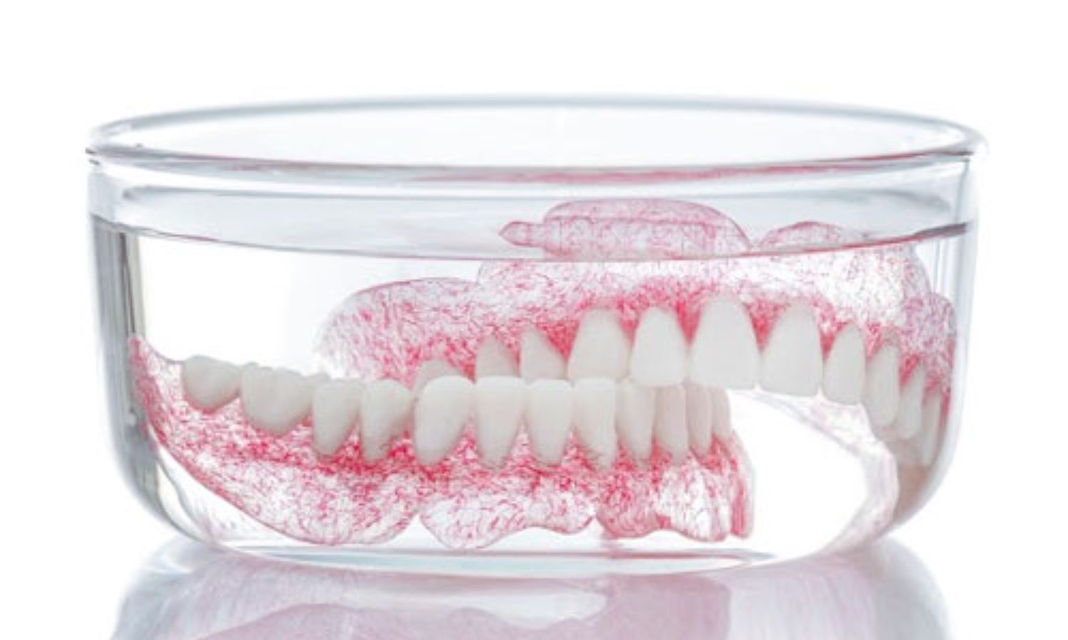 Daily Denture Cleaning Lowers Mortality Risk in Older Adults, unravels study