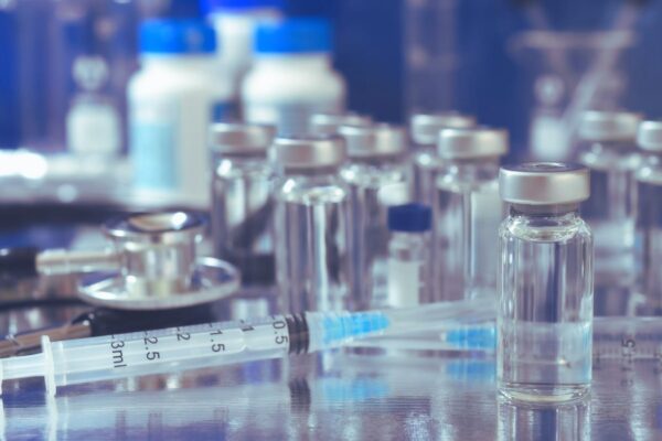 Flu Vaccination May Cut Stroke Risk by Over 70 Percent in Elderly With Chronic Conditions: Study Flu Vaccination May Cut Stroke Risk by Over 70 Percent in Elderly With Chronic Conditions: Study
