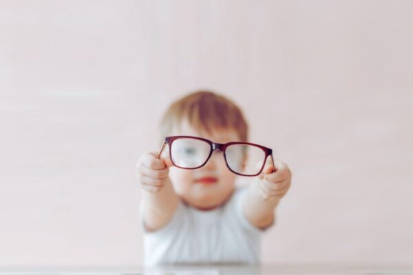 What are Key Predictors and Management Factors for Orthokeratology Effectiveness in Myopic Children? Study Finds Out