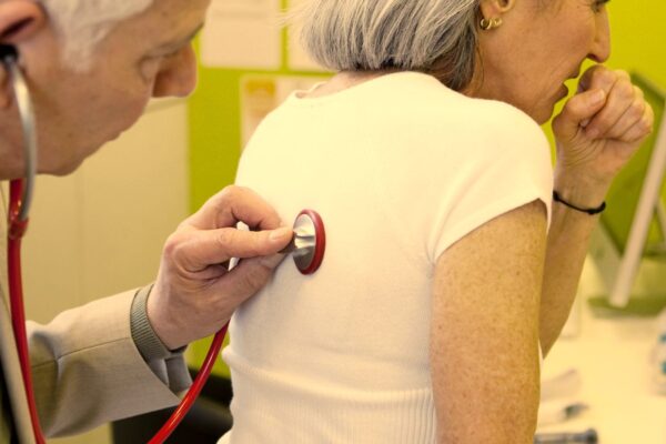 Long-Term Passive Smoking Doubles COPD Risk in Women, Study Finds