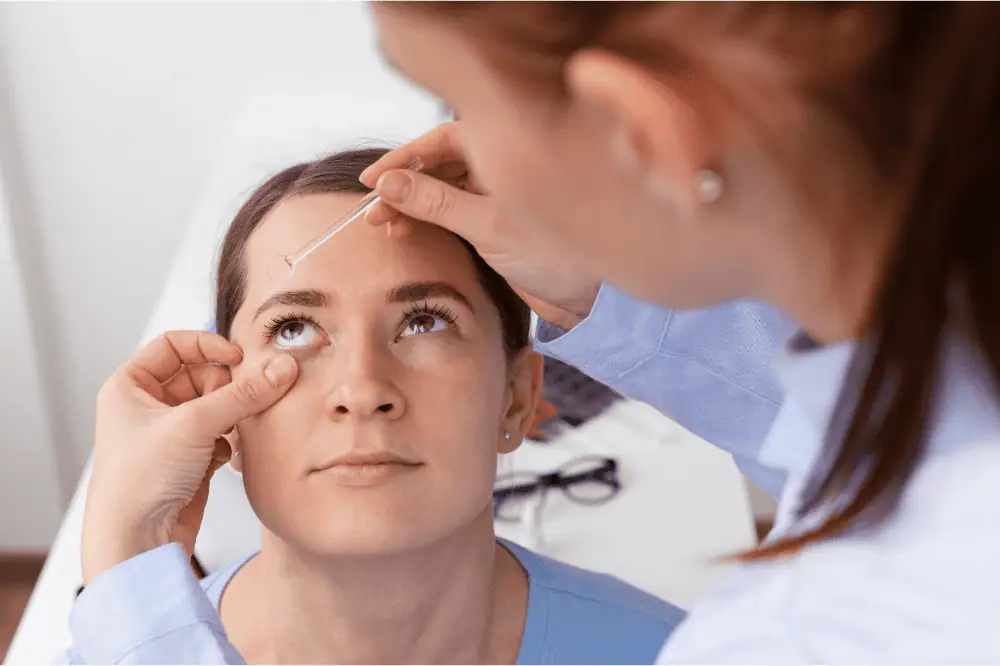 How Long Between Cataract Surgery on Each Eye? A Guide