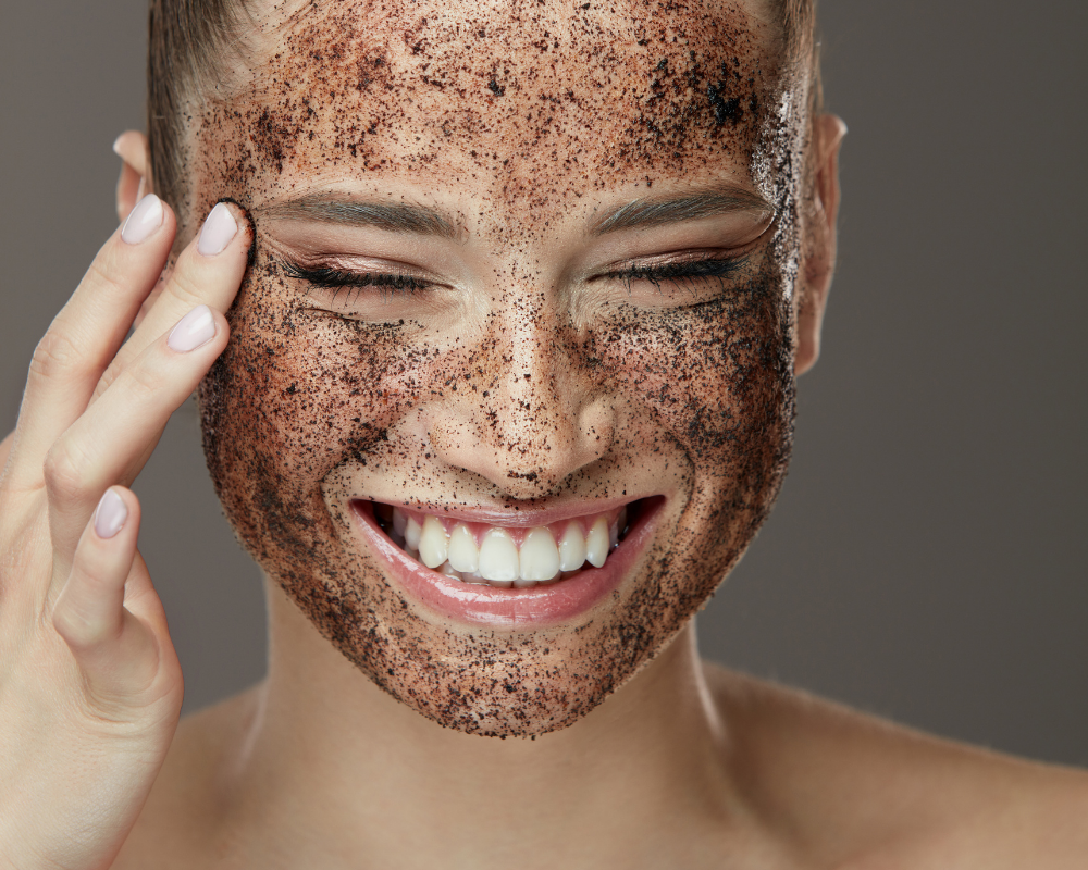 Manual vs Chemical Exfoliation: Which is better?