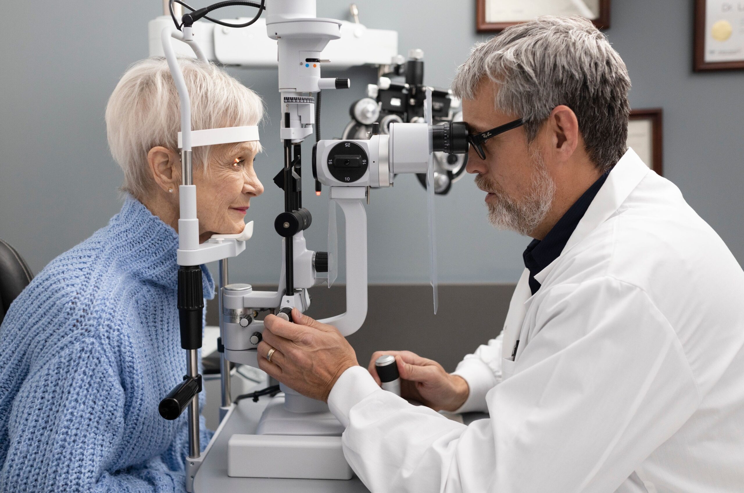 Understand Your Vision – Common Eye Issues 👓 FYIdoctors