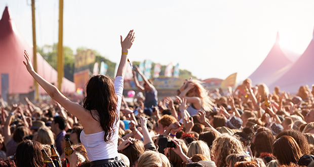 Music festivals partnering with pouches that ‘addict a new generation to nicotine’
