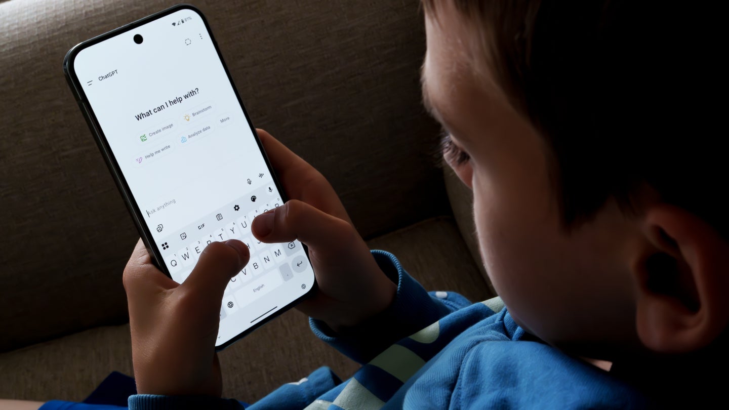 AI psychosis sees users ‘co-creating delusions with technology’ – expert