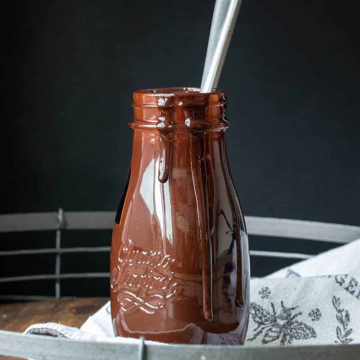 Healthy Vegan Chocolate Sauce – The Picky Eater