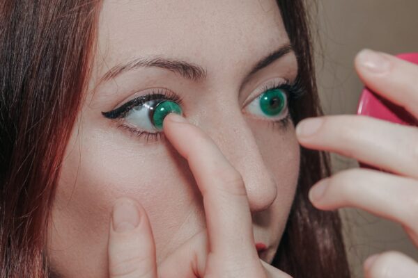 A Guide to Color Changing Contacts