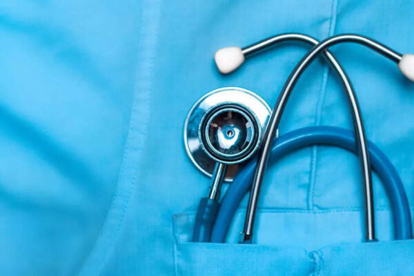 Medical device manufacturers allowed to give free samples