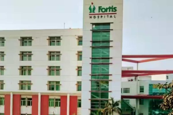 Fortis Healthcare signs 15-year lease for 200-bed hospital in Greater Noida Fortis Healthcare signs 15-year lease for 200-bed hospital in Greater Noida