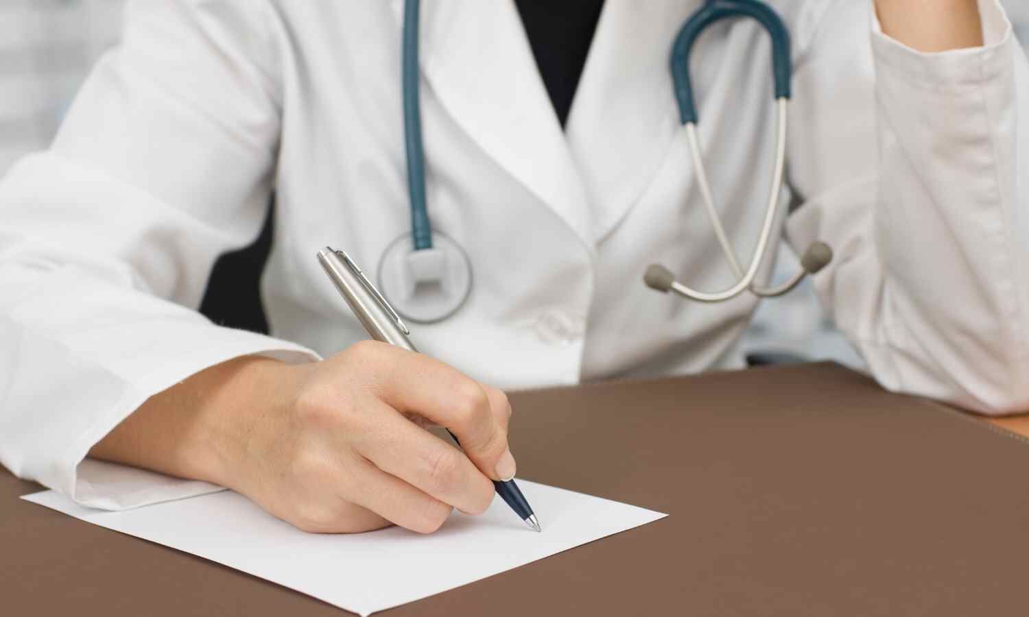 GMCH 32 mandates doctors to prescribe in capital letters or digital form
