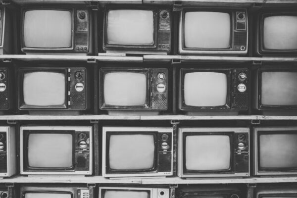 FDA cracks down on prescription drug ads but lacks staff