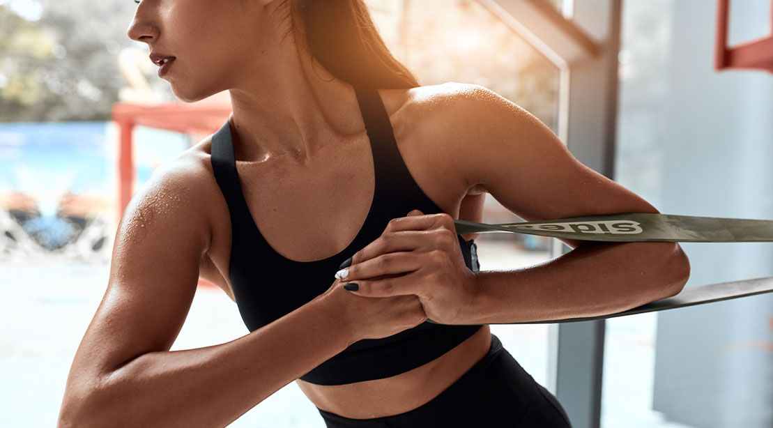 Band Twist: How to Build Core Strength & Protect Your Lower Back