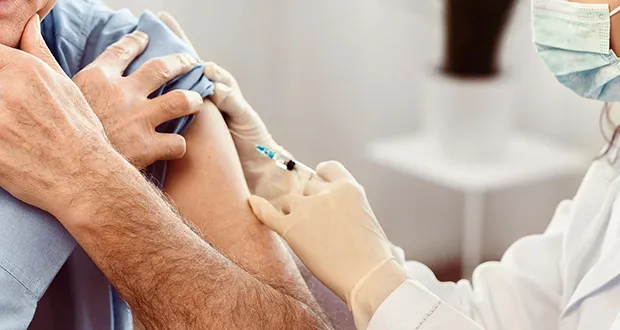 Fall in flu vaccine uptake among care home workers