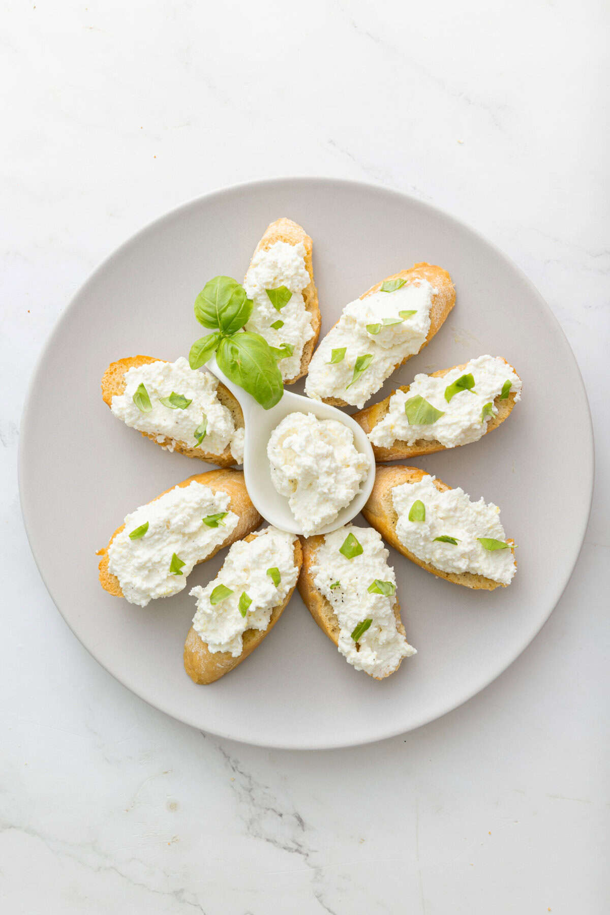 Ricotta Crostini – Food Faith Fitness