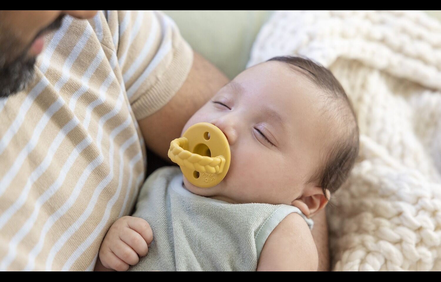 Low Birth Weight, Shorter Breastfeeding, and Pacifier Use Linked to Childhood Bruxism: Study