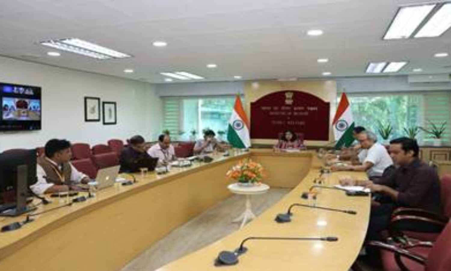 Union Health Secretary chairs high level meeting with States, UTs on quality, rational use of cough syrups