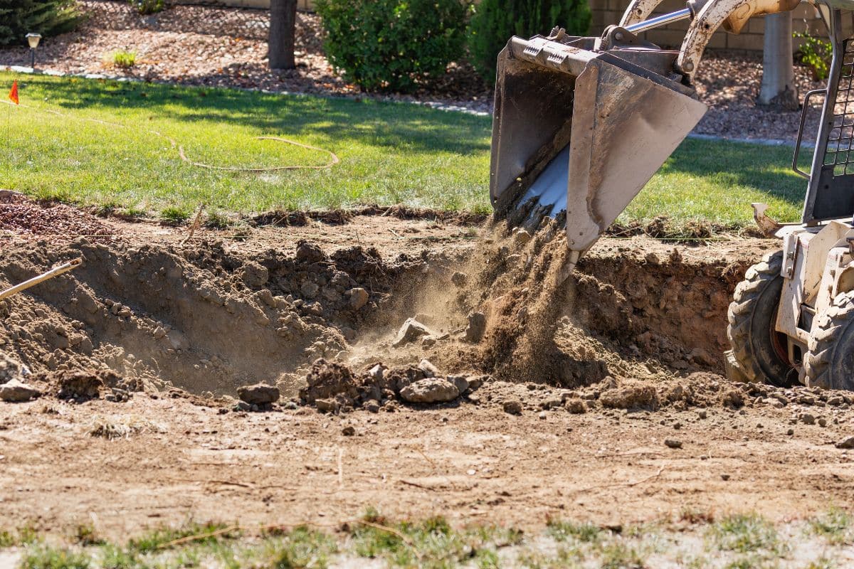 How much is a yard of dirt ?