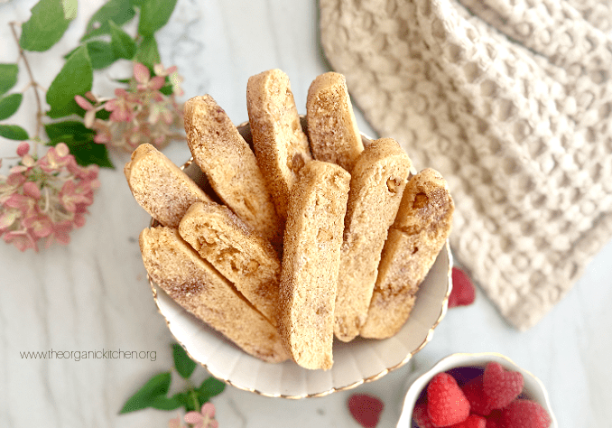 White Chocolate Biscotti| The Organic Kitchen Blog and Tutorials