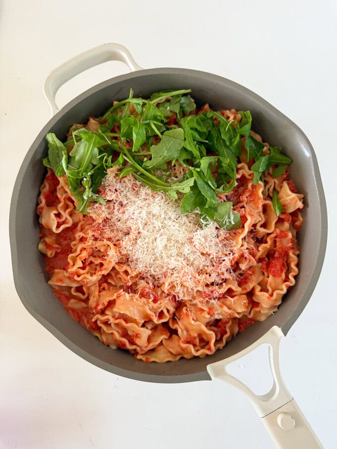 No Cook Red Pepper Pasta Sauce