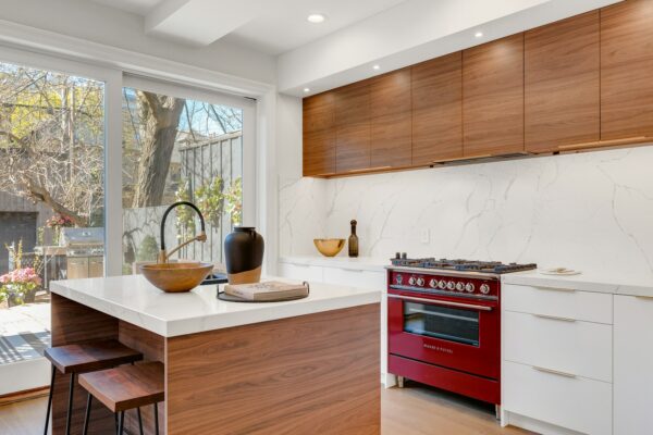 How to clean quartz countertops ?