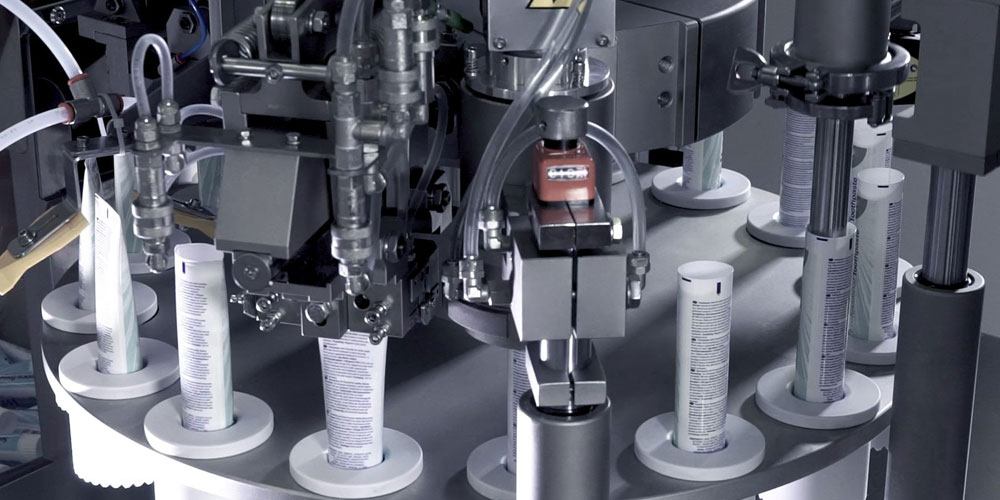 Differences Between Semi-Solid Filling Machines vs Liquid Filling Lines – AIPAK