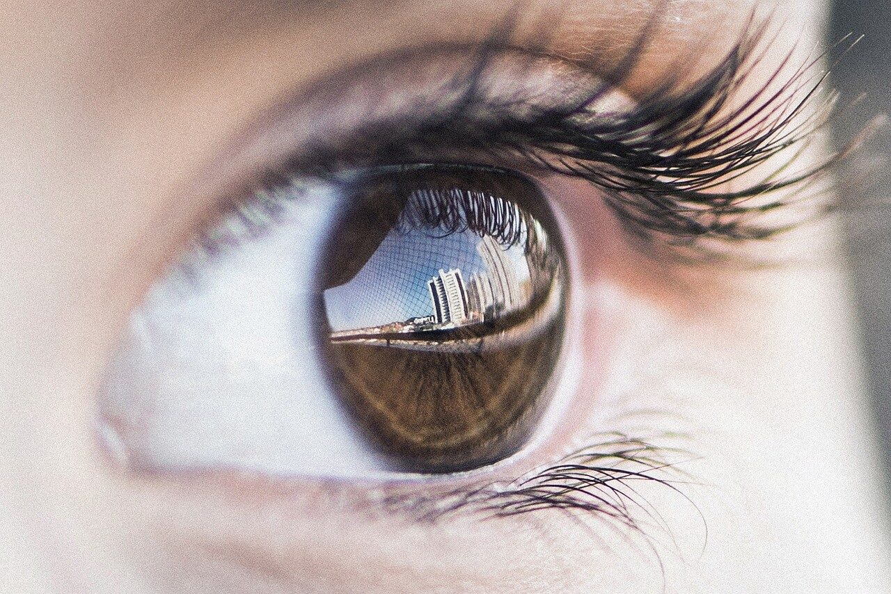 Omega-3 Fatty Acids and Eye Health: Their Role in Age-Related Macular Degeneration