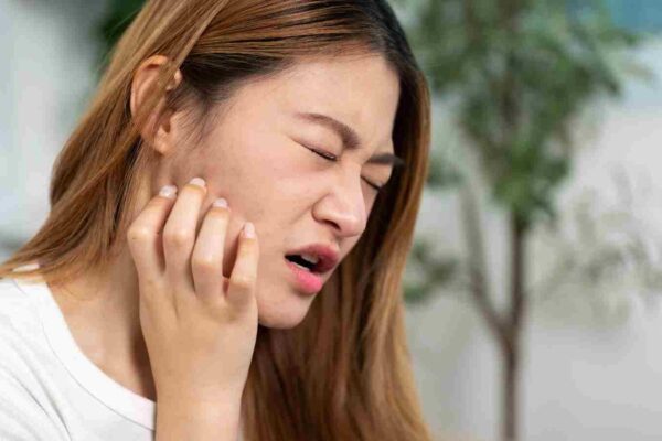 Mindfulness improves the health of women with chronic jaw pain: Study