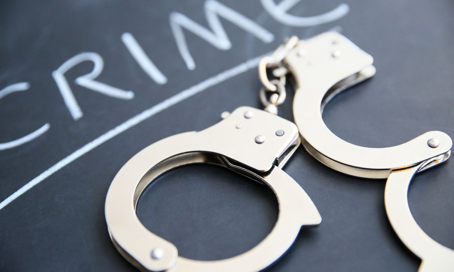 Delhi Hospital staffer allegedly steals jewellery from deceased patient